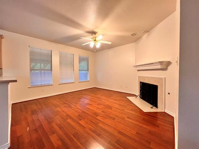 Building Photo - 949 Green Pond Dr