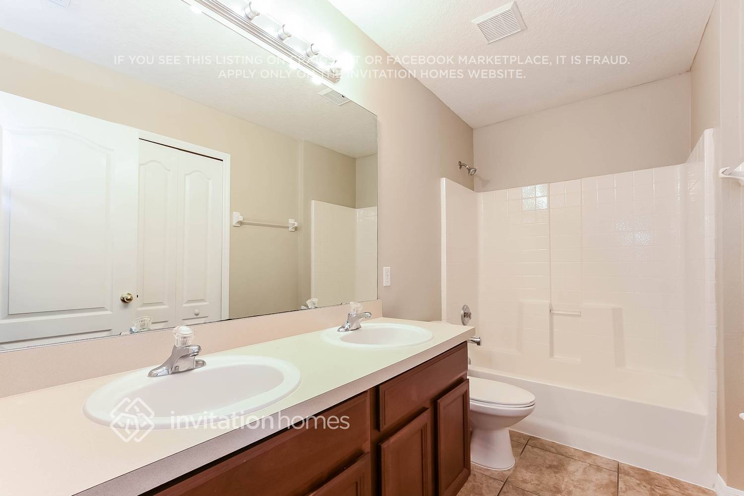 Building Photo - 3144 Dasha Palm Dr