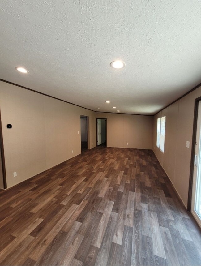 Building Photo - 39 Sunnybrook Ln