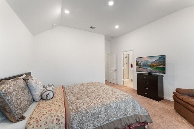 Building Photo - 516 Bristol Tide Ct