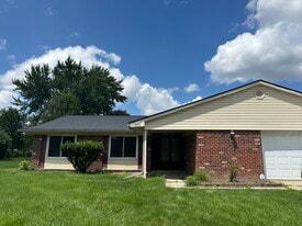 Building Photo - 537 Randall Dr