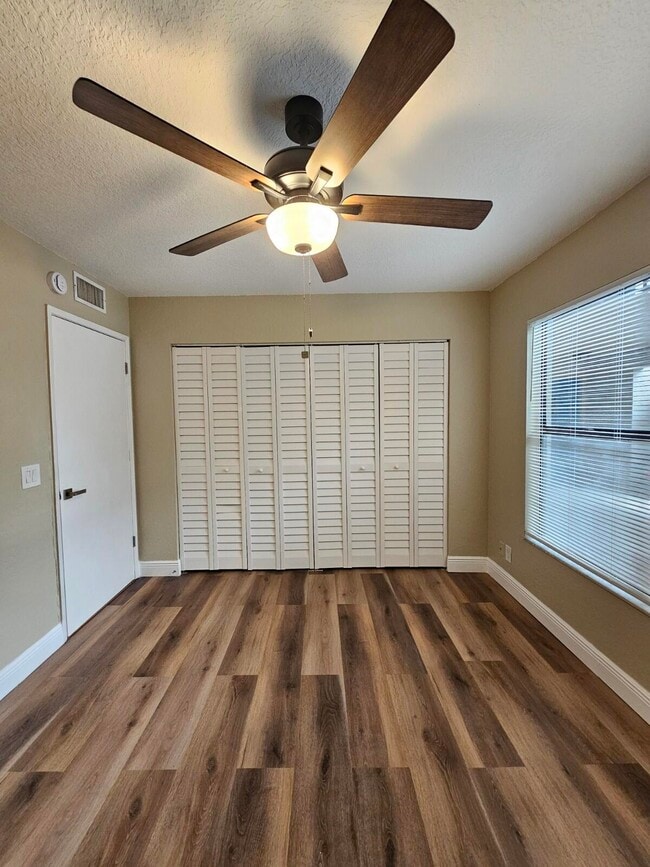Building Photo - 1541 Windorah Way
