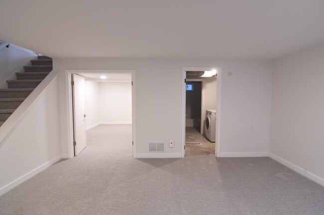 Building Photo - 5004 E Hinsdale Pl