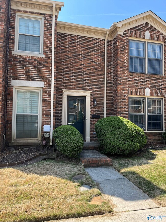 Primary Photo - 1008 Heatherwood Dr SE
