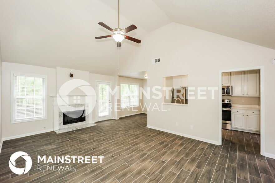Building Photo - 930 Castlerock Way