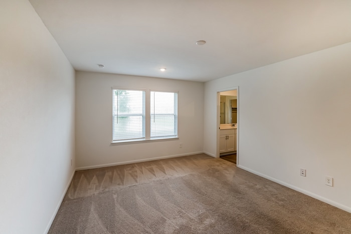 Building Photo - 5707 Finely Run St