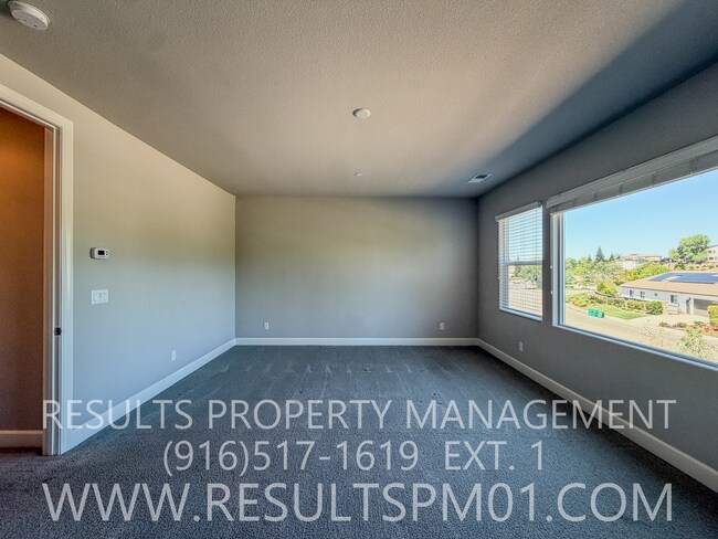 Building Photo - Beautiful Spacious El Dorado Hills Home in gated community