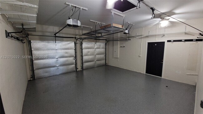 Building Photo - 21369 SW 92nd Ave