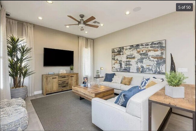 Building Photo - 1154 S Tumbleweed Ln