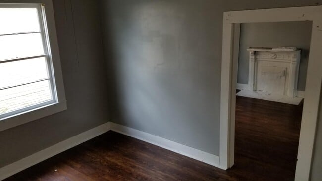 Building Photo - 5516 Court G