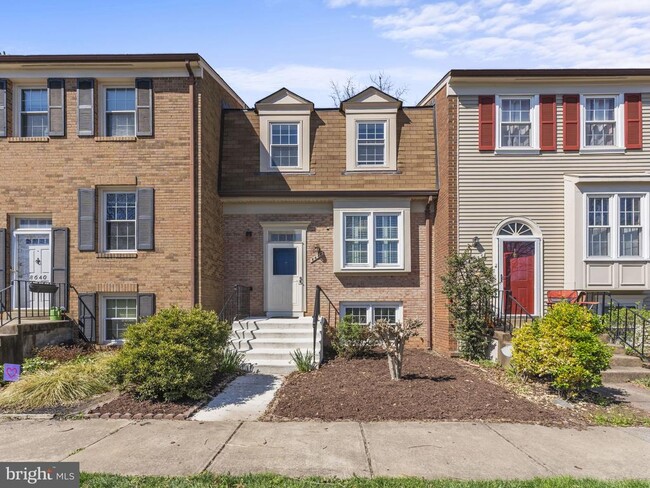 Building Photo - 8638 Dellway Ln