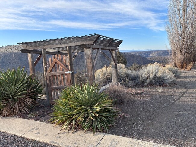 Building Photo - Peaceful Terrebonne Living Near Steelhead Falls, Unbelievable Views!