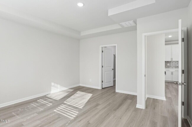 Building Photo - 283 White Birch Ln