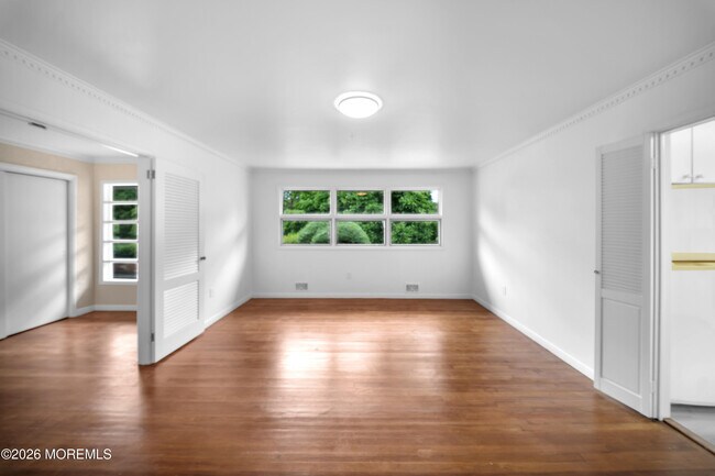 Building Photo - 170 Bingham Ave