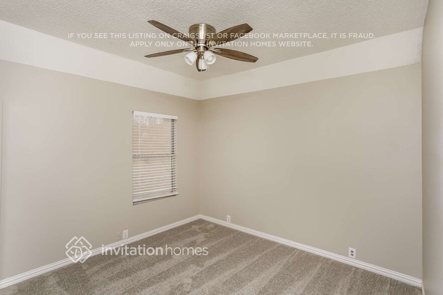 Building Photo - 846 San Jacinto Dr