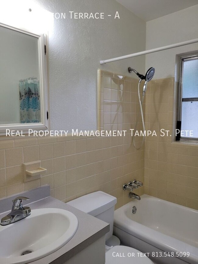 Building Photo - 3024 Clifton Terrace