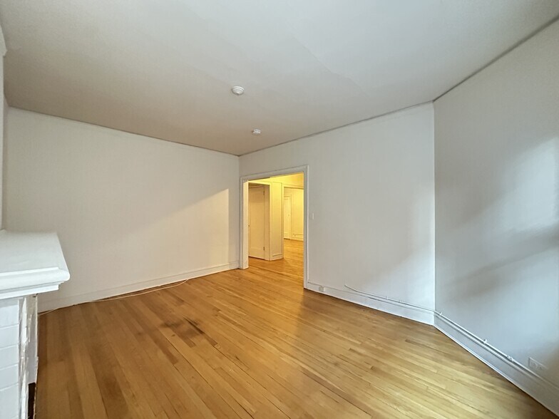 Building Photo - 1309 Oak Ave