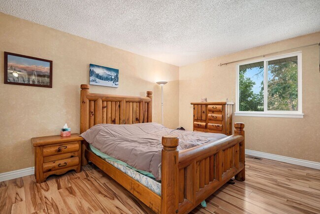 Building Photo - 12773 N Tenderfoot Trail