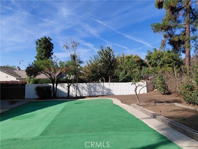 Building Photo - 902 Chaparral Dr