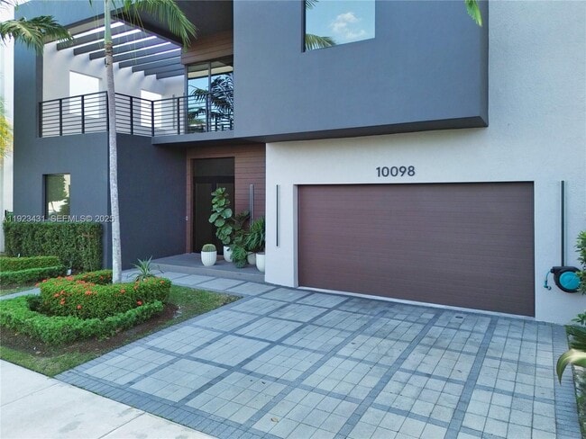 Building Photo - 10098 NW 74th Terrace