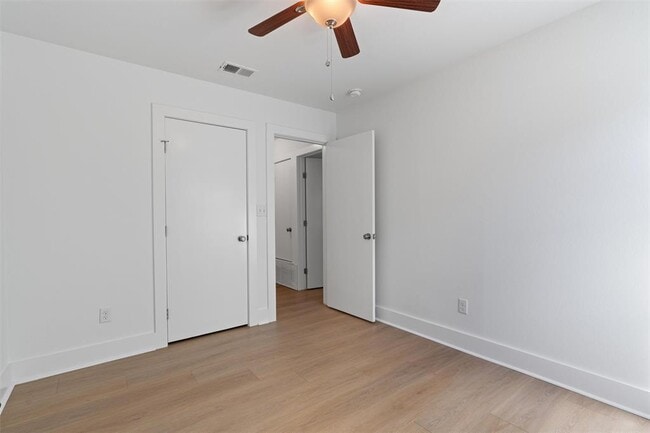 Building Photo - 4807 Aberdeen Dr