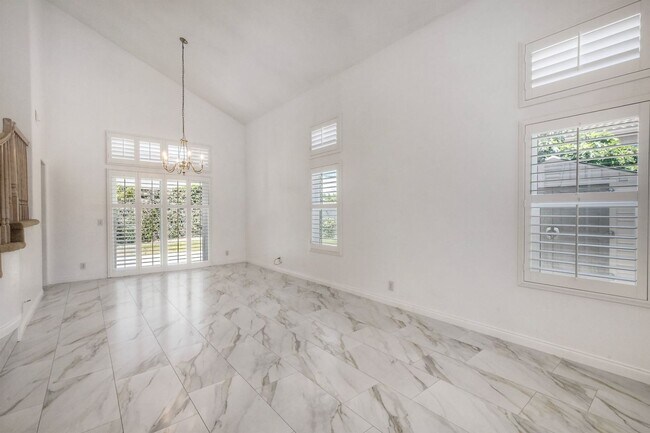Building Photo - 4Bed/3bath in Rancho Del Oro~ Caspian