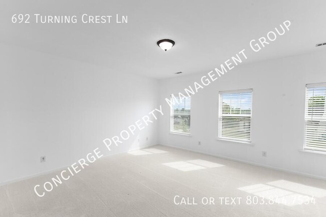 Building Photo - 692 Turning Crest Ln
