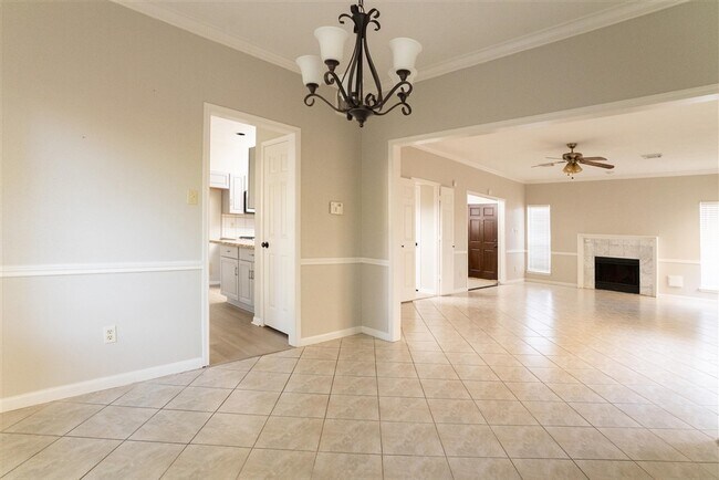 Building Photo - 16434 Concord Falls Ln