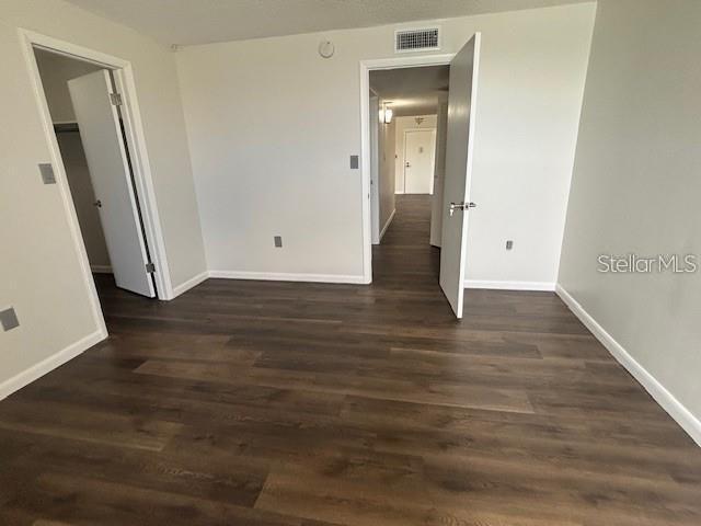 Building Photo - 528 Orange Dr