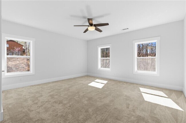 Building Photo - 15448 Hopewell Rd