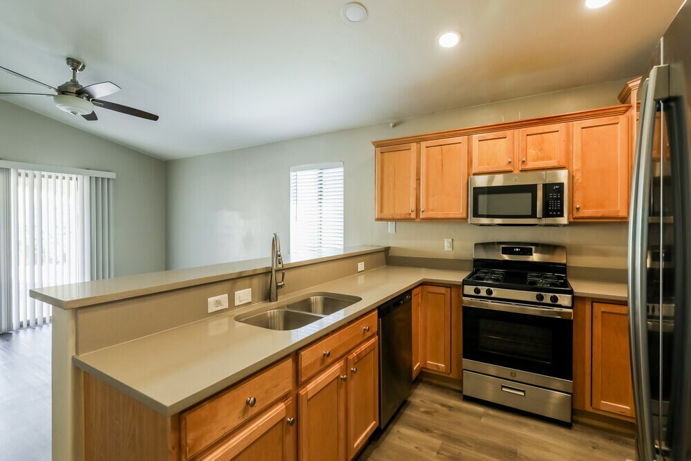 Building Photo - 6898 W Quailwood Way