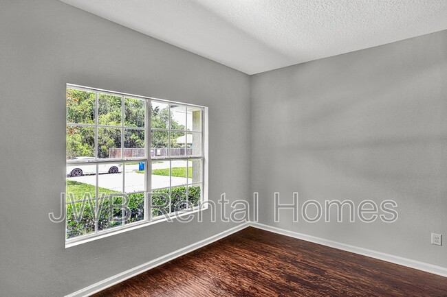 Building Photo - 12271 Harts Rd