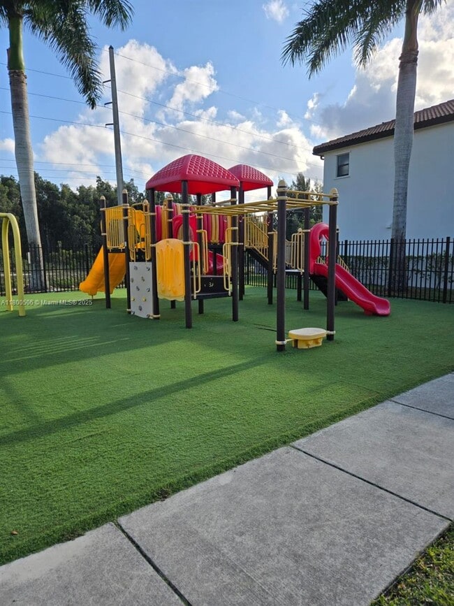 Building Photo - 4245 SW 164th Path