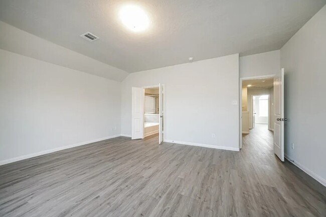 Building Photo - 30611 Lavender Trace Dr