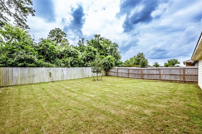 Building Photo - 306 Pecos Dr