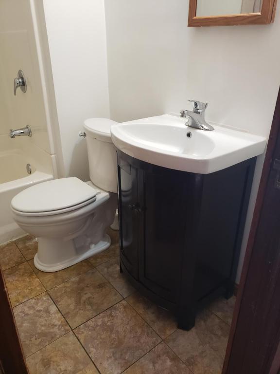 Building Photo - 4707 Behrwald Ave