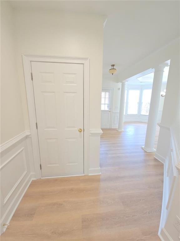 Building Photo - 12592 Waterside Dr
