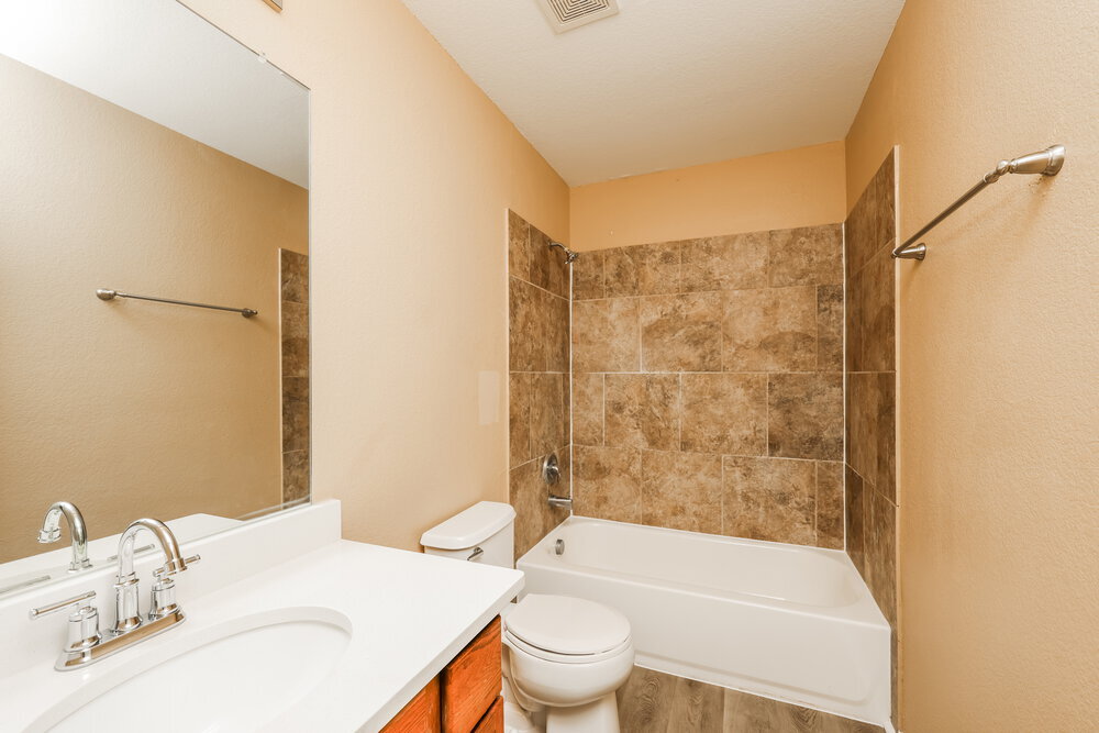 Building Photo - 2405 Becard Dr