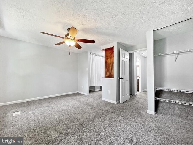 Building Photo - 8426 Red Eagle Ct