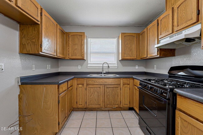 Building Photo - 287 Sunset Hills Dr