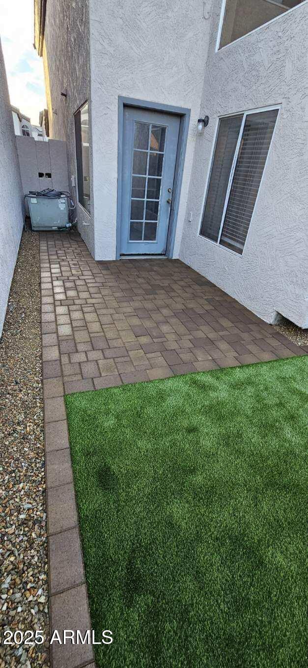 Building Photo - 473 S Sunrise Dr