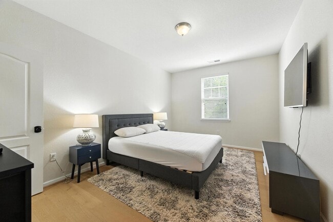 Building Photo - Call Rashida Clarke at 757-325-9880 for more information