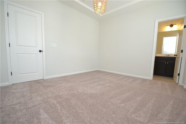 Building Photo - 1405 Luxor Dr