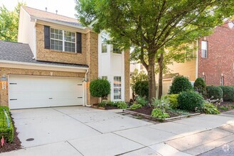 Building Photo - 4 Bd, 2.5 Ba Townhome in Wakefield Plantat...