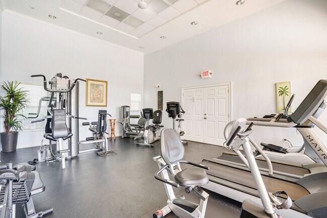 Building Photo - 15430 Bellamar Cir