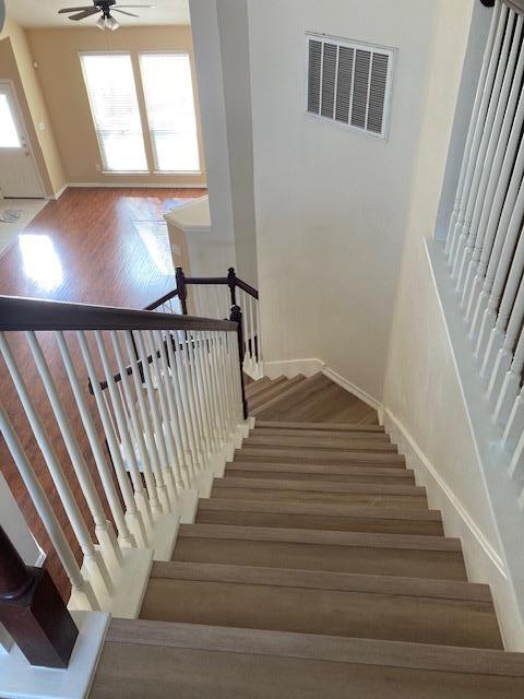 Building Photo - 13632 Campesina Dr