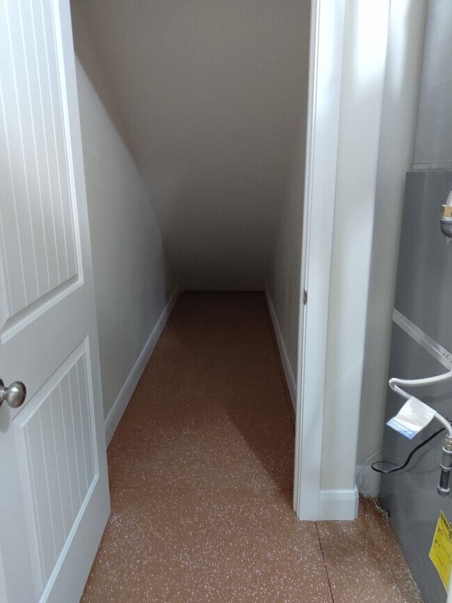 Building Photo - Brand New Daylight Basement Apt.