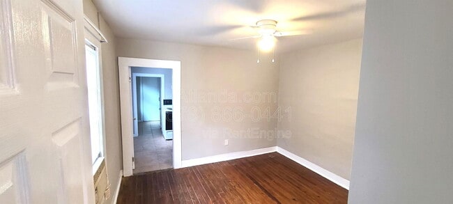 Building Photo - 66 Chester Ave SE