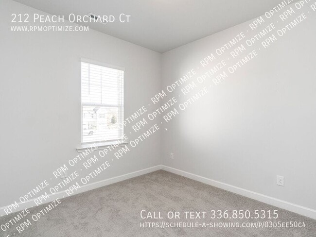 Building Photo - 212 Peach Orch Ct