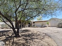Building Photo - 2781 W Calle Carapan